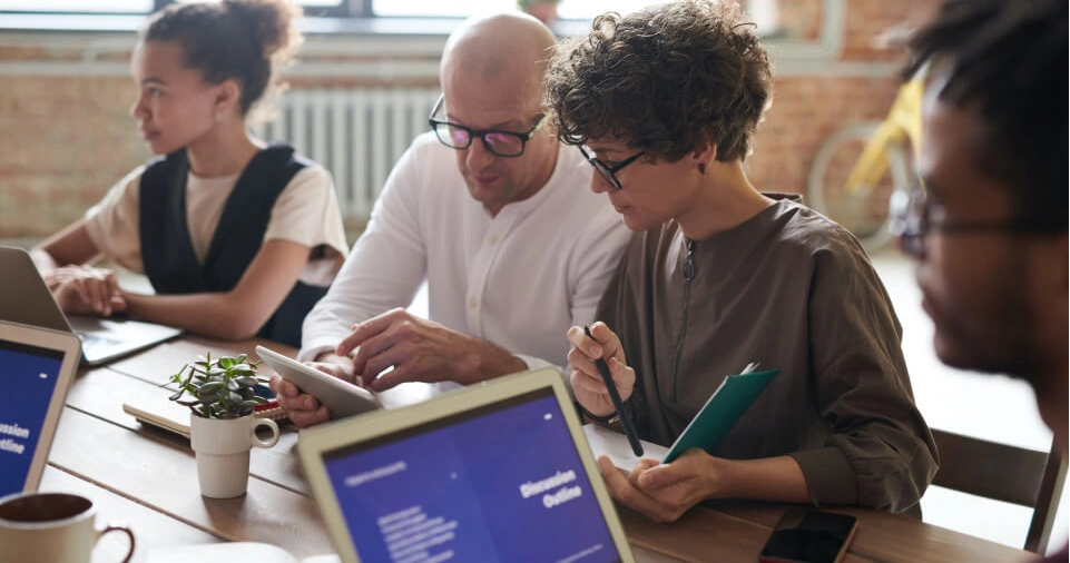 Peer-to-Peer Collaboration: A Powerful Strategy for Lasting Knowledge Retention